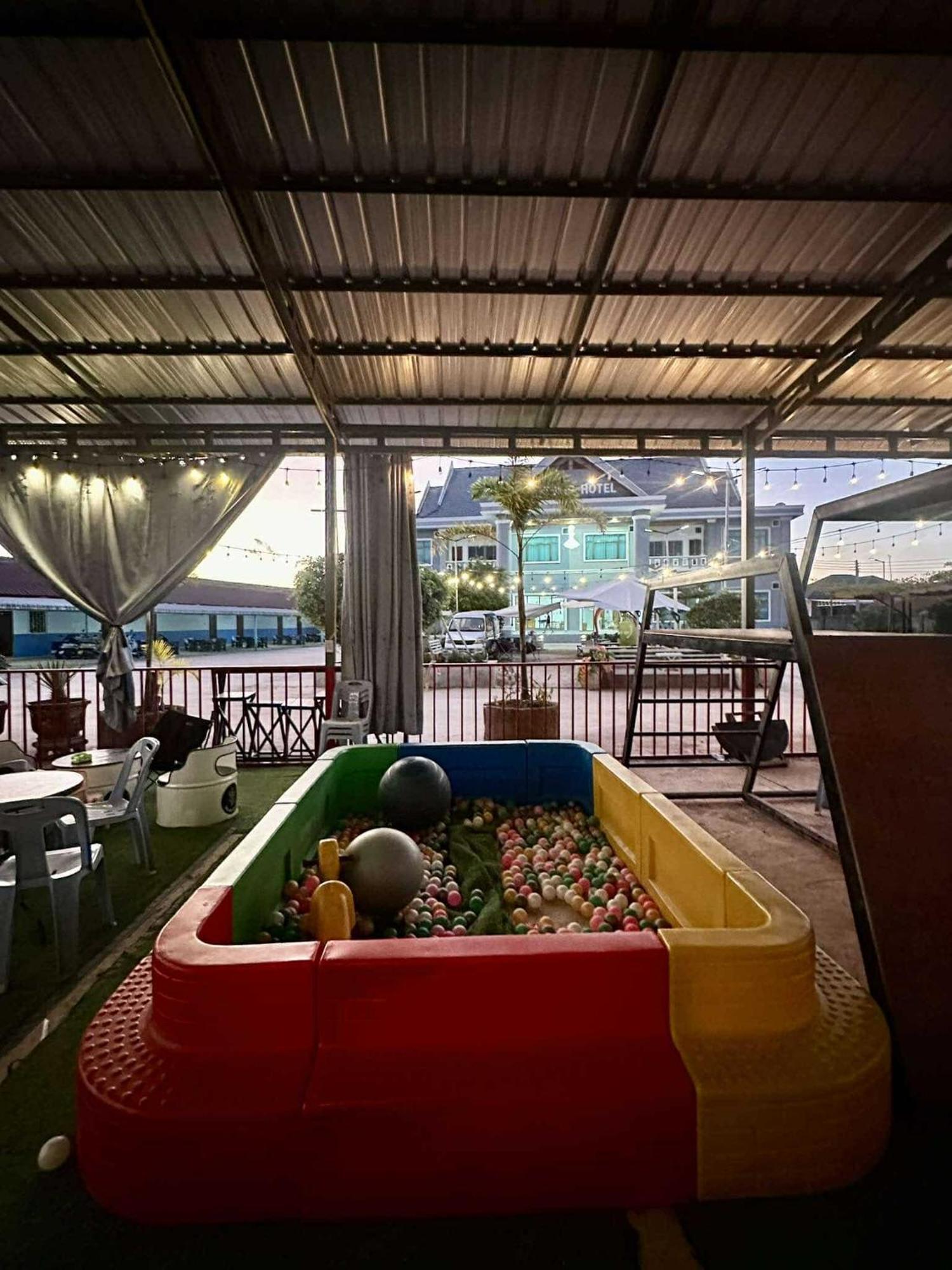 Tulip Hotel Luang Namtha Extérieur photo